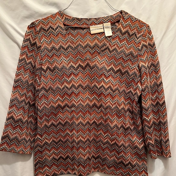 Ladies Alfred Dunner Brown and Rust tones popover top. 3/4 Sleeves . Size S - Picture 1 of 8